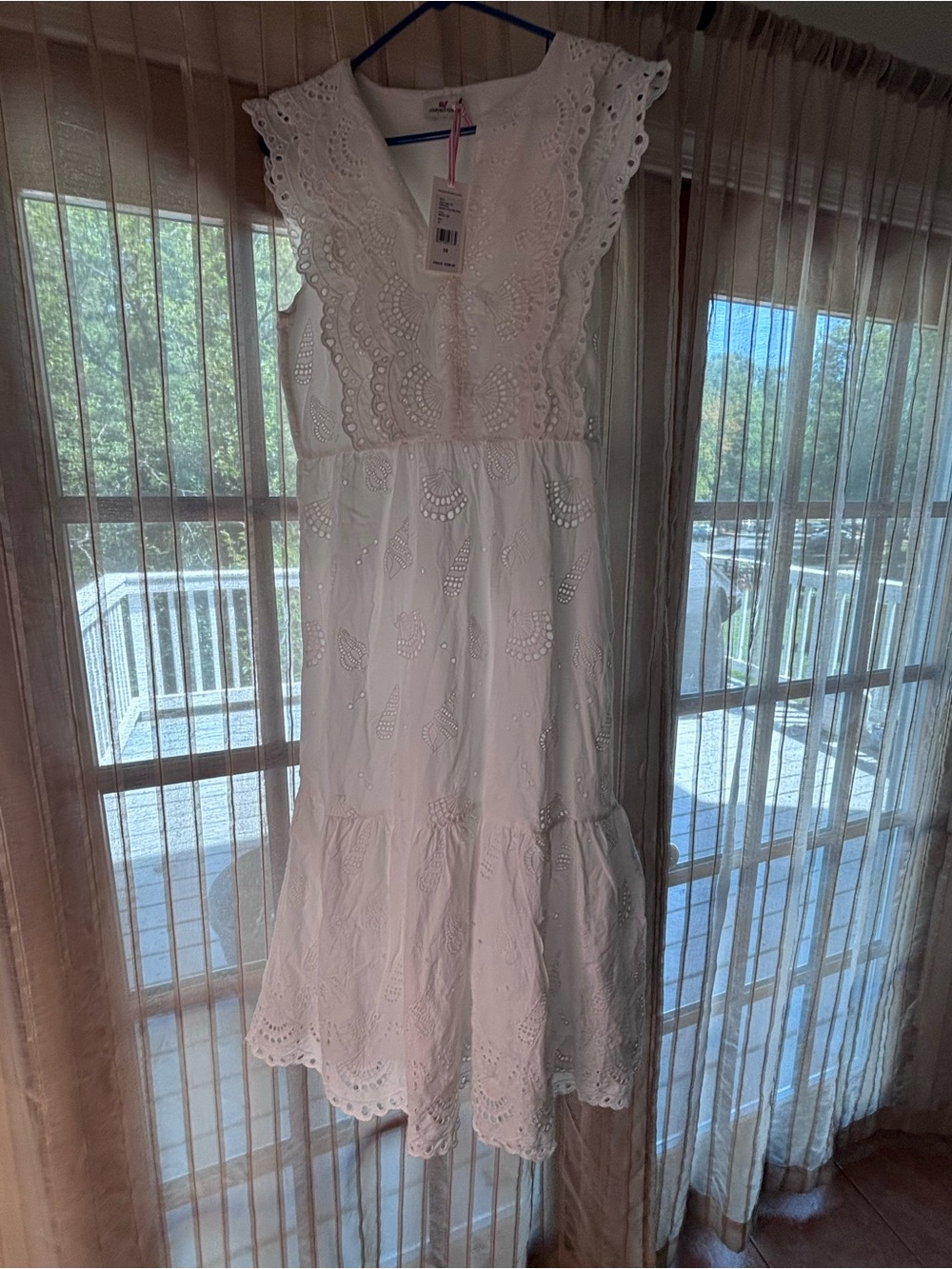 Vineyard vines seashell eyelet midi dress size 10